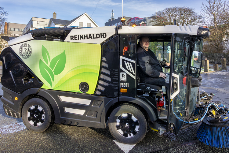 Nýggju feiibilarnir eru gjørdir í Kroatia. Kommunan hevur keypt bilarnar frá MBM