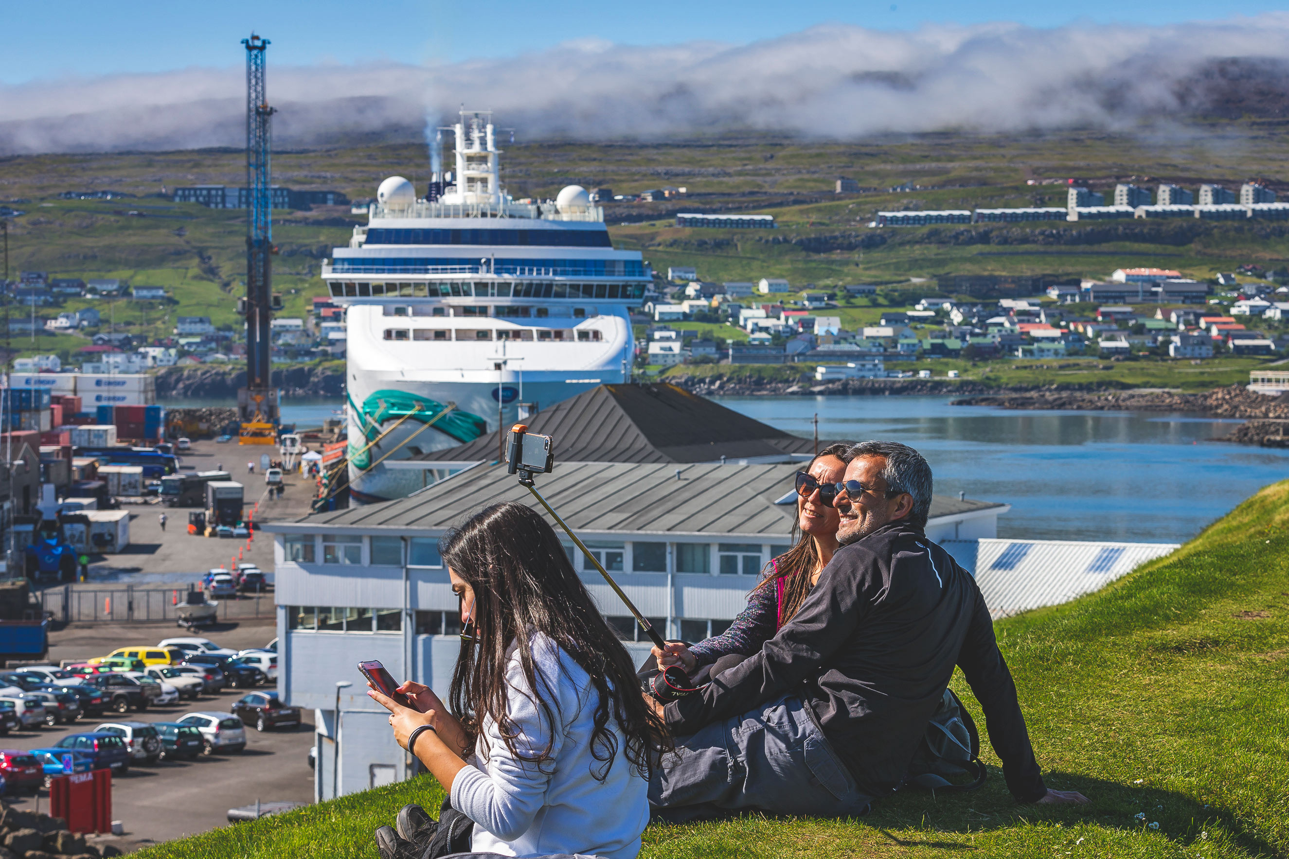 Neyðug ferðavinnuhagtøl