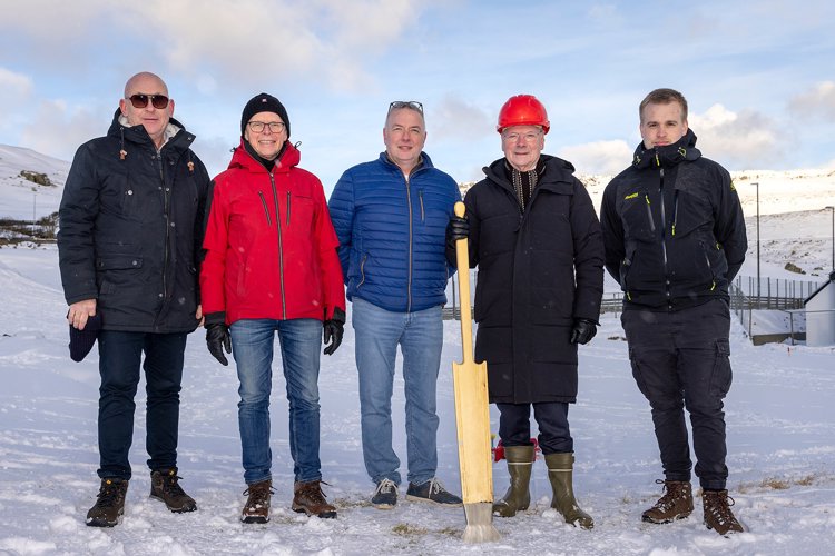 Hakin settur í fyri høllina í Kaldbak 18 januar 2023_2