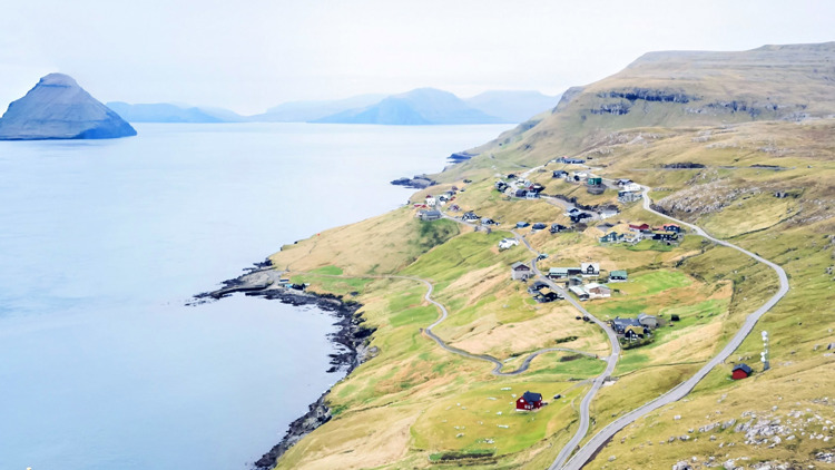 Velbastað Mynd 16X9